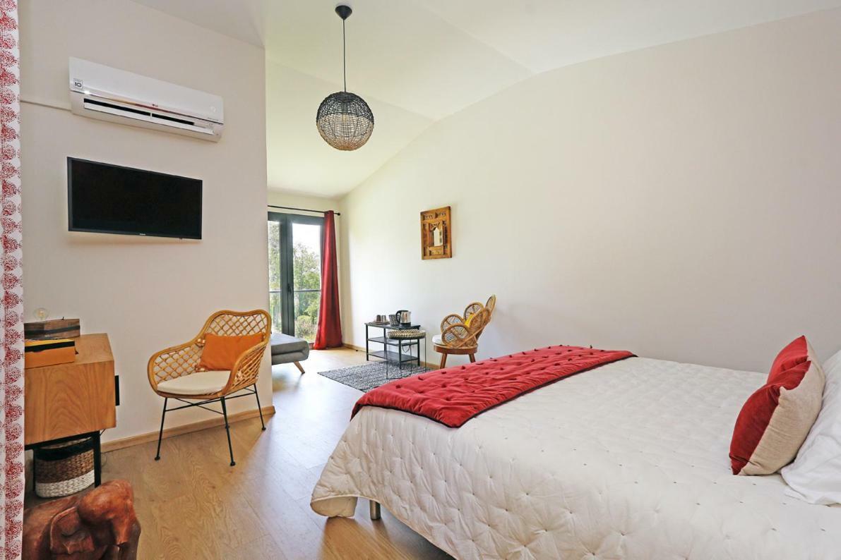 L Esprit Du Clain Chambres D Hotes Bandb De Standing Proches Du Futuroscope Golf Et Lac De St Cyr Naintre Zewnętrze zdjęcie