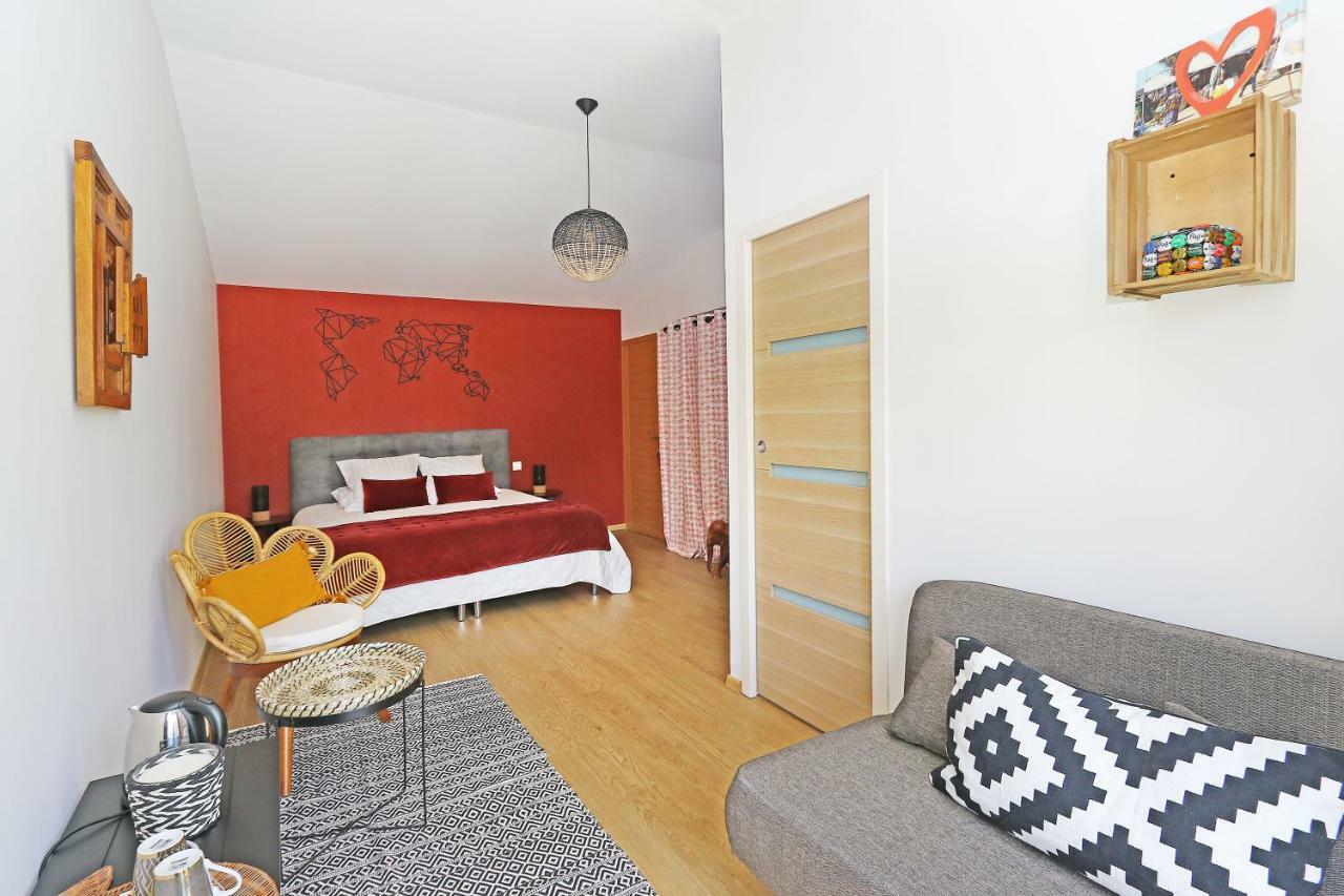 L Esprit Du Clain Chambres D Hotes Bandb De Standing Proches Du Futuroscope Golf Et Lac De St Cyr Naintre Zewnętrze zdjęcie